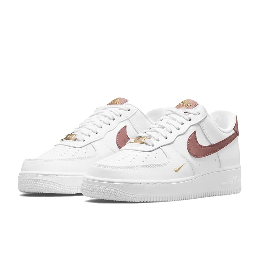 Men Shoes Essentials - Nike Air Force 1 'O7 Sepatu
