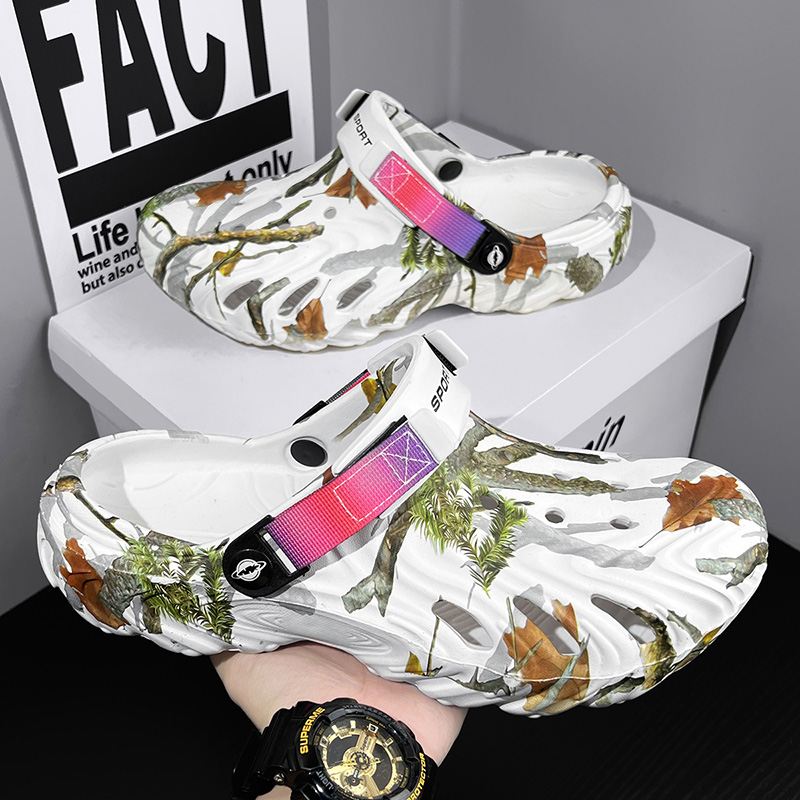 Men Shoes Must Have - Sepatu Pantai Pria Ukuran Besar Bermotif