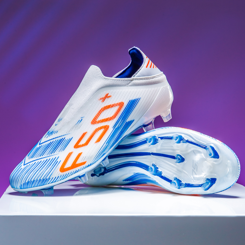 Men Shoes Must Have - Sepatu Sepak Bola Bernapas untuk Pria,