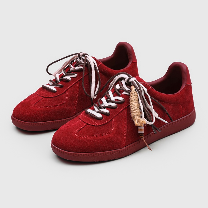 Sepatu Kasual Pria Mewah Berku - Men Shoes Must Have ulasan dan harga